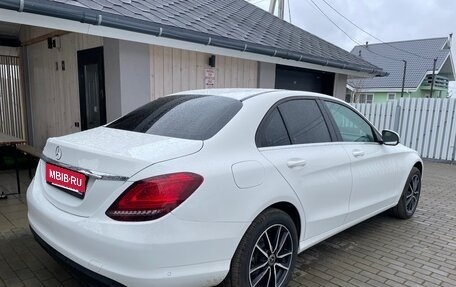 Mercedes-Benz C-Класс, 2019 год, 3 200 000 рублей, 4 фотография