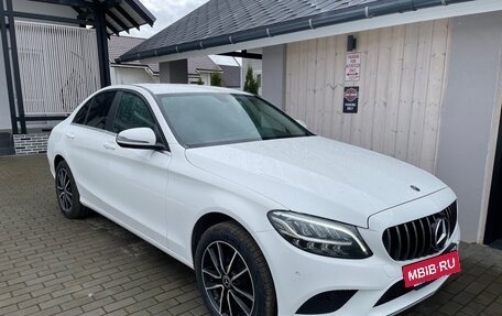 Mercedes-Benz C-Класс, 2019 год, 3 200 000 рублей, 3 фотография