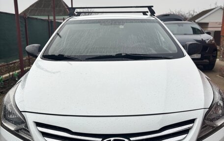 Hyundai Solaris II рестайлинг, 2014 год, 890 000 рублей, 1 фотография