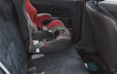 Renault Symbol I, 2001 год, 160 000 рублей, 8 фотография