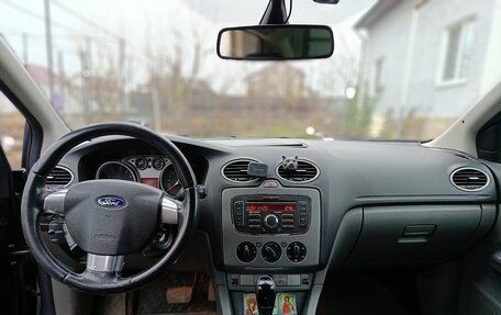 Ford Focus II рестайлинг, 2011 год, 452 000 рублей, 2 фотография