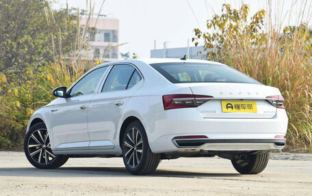 Skoda Superb III рестайлинг, 2025 год, 2 580 005 рублей, 3 фотография