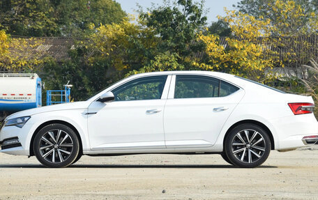 Skoda Superb III рестайлинг, 2025 год, 2 580 005 рублей, 5 фотография