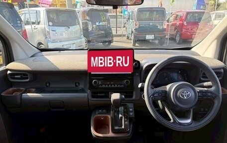 Toyota Sienta, 2022 год, 1 390 000 рублей, 16 фотография