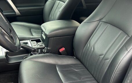 Toyota Land Cruiser Prado 150 рестайлинг 2, 2021 год, 6 600 000 рублей, 13 фотография