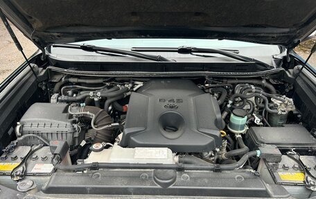 Toyota Land Cruiser Prado 150 рестайлинг 2, 2021 год, 6 600 000 рублей, 27 фотография