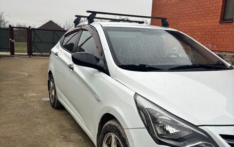 Hyundai Solaris II рестайлинг, 2014 год, 890 000 рублей, 3 фотография