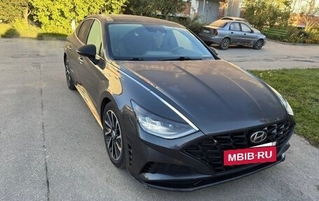 Hyundai Sonata VIII, 2020 год, 2 000 000 рублей, 3 фотография