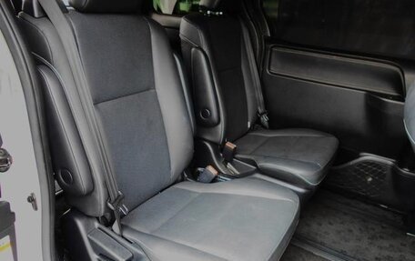 Toyota Esquire I, 2021 год, 2 000 000 рублей, 14 фотография