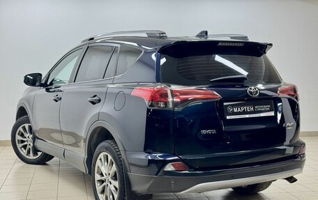Toyota RAV4, 2018 год, 2 956 000 рублей, 4 фотография