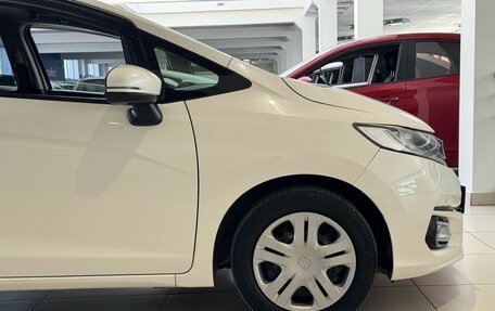 Honda Fit III, 2017 год, 1 200 000 рублей, 8 фотография