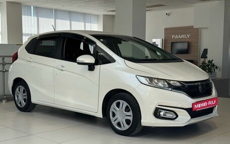 Honda Fit III, 2017 год, 1 200 000 рублей, 3 фотография