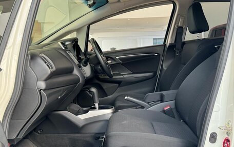 Honda Fit III, 2017 год, 1 200 000 рублей, 29 фотография