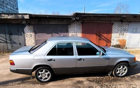 Mercedes-Benz W124, 1990 год, 325 000 рублей, 4 фотография