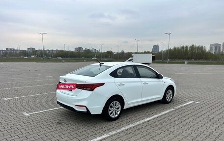 Hyundai Solaris II рестайлинг, 2017 год, 1 275 000 рублей, 5 фотография