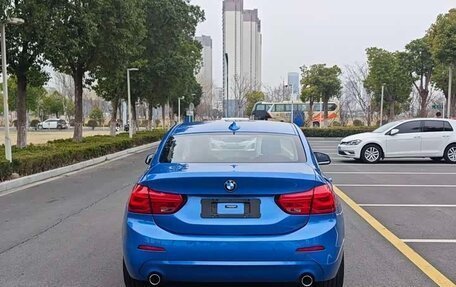 BMW 1 серия, 2022 год, 1 680 000 рублей, 6 фотография