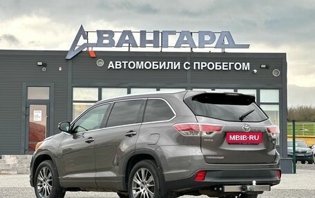 Toyota Highlander III, 2014 год, 2 800 000 рублей, 3 фотография