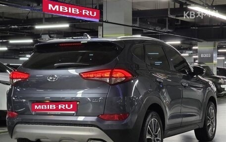Hyundai Tucson III, 2019 год, 1 680 000 рублей, 2 фотография
