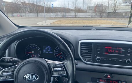 KIA Sportage IV рестайлинг, 2021 год, 2 290 000 рублей, 6 фотография