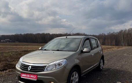 Renault Sandero I, 2012 год, 780 000 рублей, 1 фотография