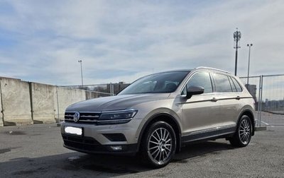 Volkswagen Tiguan II, 2018 год, 3 050 000 рублей, 1 фотография