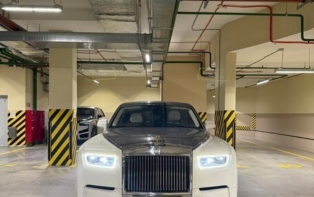 Rolls-Royce Phantom VIII, 2017 год, 42 000 000 рублей, 2 фотография