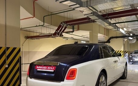 Rolls-Royce Phantom VIII, 2017 год, 42 000 000 рублей, 5 фотография