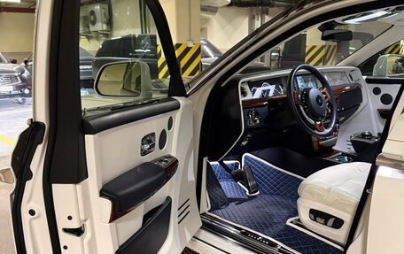 Rolls-Royce Phantom VIII, 2017 год, 42 000 000 рублей, 8 фотография