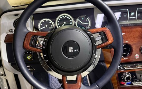 Rolls-Royce Phantom VIII, 2017 год, 42 000 000 рублей, 28 фотография