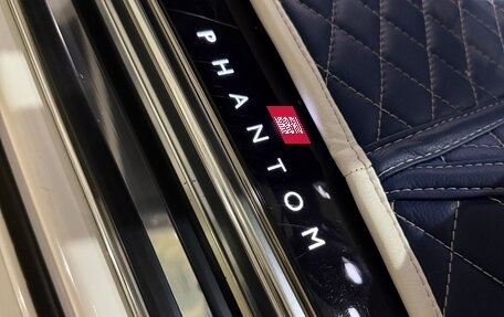 Rolls-Royce Phantom VIII, 2017 год, 42 000 000 рублей, 27 фотография