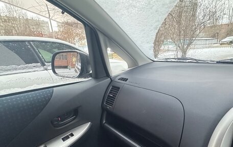 Toyota Ractis I, 2009 год, 877 000 рублей, 16 фотография