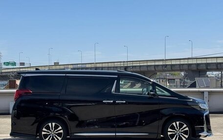 Toyota Alphard III, 2022 год, 6 400 000 рублей, 4 фотография
