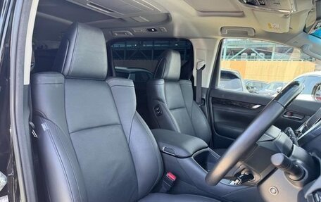 Toyota Alphard III, 2022 год, 6 400 000 рублей, 8 фотография