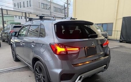 Mitsubishi RVR III рестайлинг, 2023 год, 1 560 000 рублей, 10 фотография