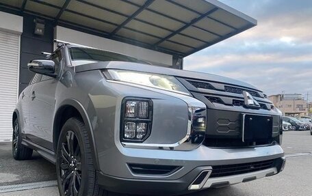 Mitsubishi RVR III рестайлинг, 2023 год, 1 560 000 рублей, 5 фотография