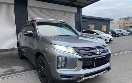 Mitsubishi RVR III рестайлинг, 2023 год, 1 560 000 рублей, 7 фотография