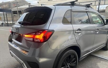 Mitsubishi RVR III рестайлинг, 2023 год, 1 560 000 рублей, 15 фотография