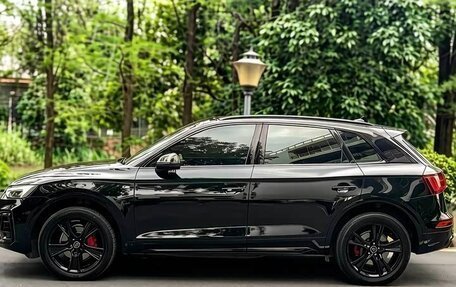 Audi Q5, 2022 год, 5 000 000 рублей, 10 фотография