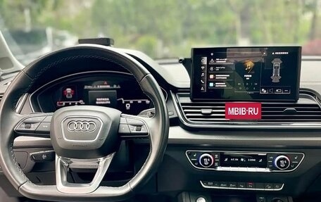 Audi Q5, 2022 год, 5 000 000 рублей, 15 фотография