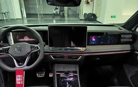 Volkswagen Tiguan, 2025 год, 4 354 001 рублей, 7 фотография