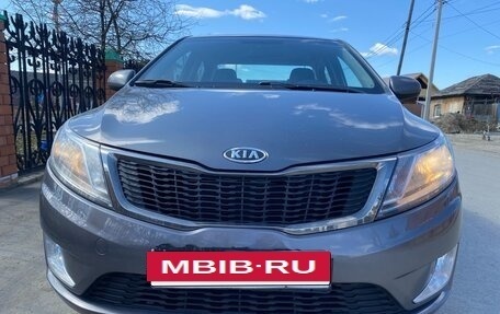 KIA Rio III рестайлинг, 2012 год, 900 000 рублей, 2 фотография