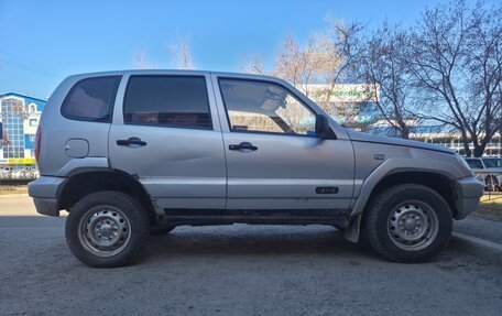Chevrolet Niva I рестайлинг, 2004 год, 280 000 рублей, 4 фотография