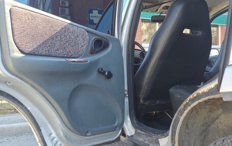 Chevrolet Niva I рестайлинг, 2004 год, 280 000 рублей, 12 фотография