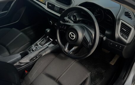 Mazda Axela, 2016 год, 1 000 000 рублей, 2 фотография