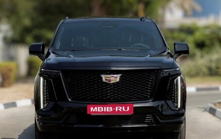 Cadillac Escalade V, 2025 год, 23 990 000 рублей, 5 фотография