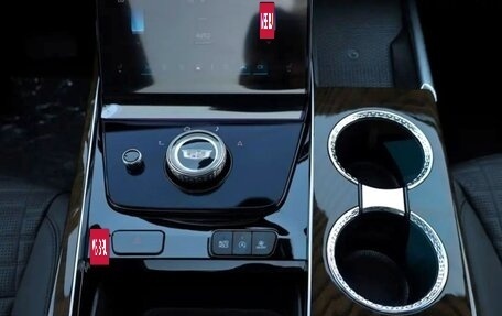 Cadillac Escalade V, 2025 год, 23 990 000 рублей, 11 фотография