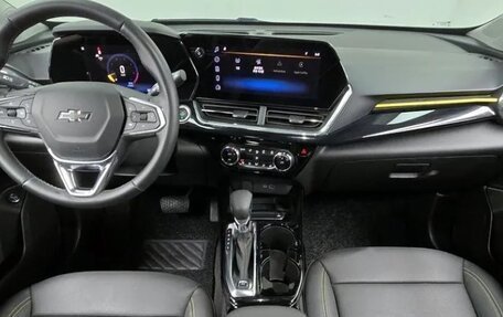 Chevrolet Trax, 2023 год, 1 650 000 рублей, 3 фотография