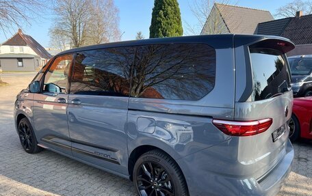 Volkswagen Multivan, 2025 год, 9 490 000 рублей, 7 фотография