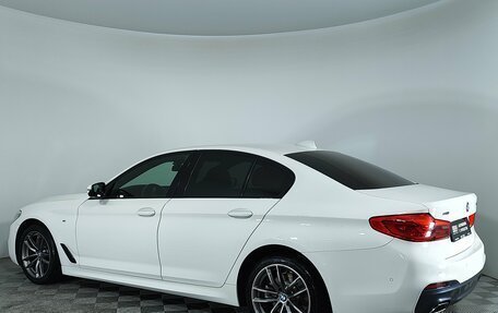 BMW 5 серия, 2019 год, 3 360 000 рублей, 8 фотография