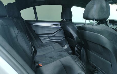 BMW 5 серия, 2019 год, 3 360 000 рублей, 18 фотография